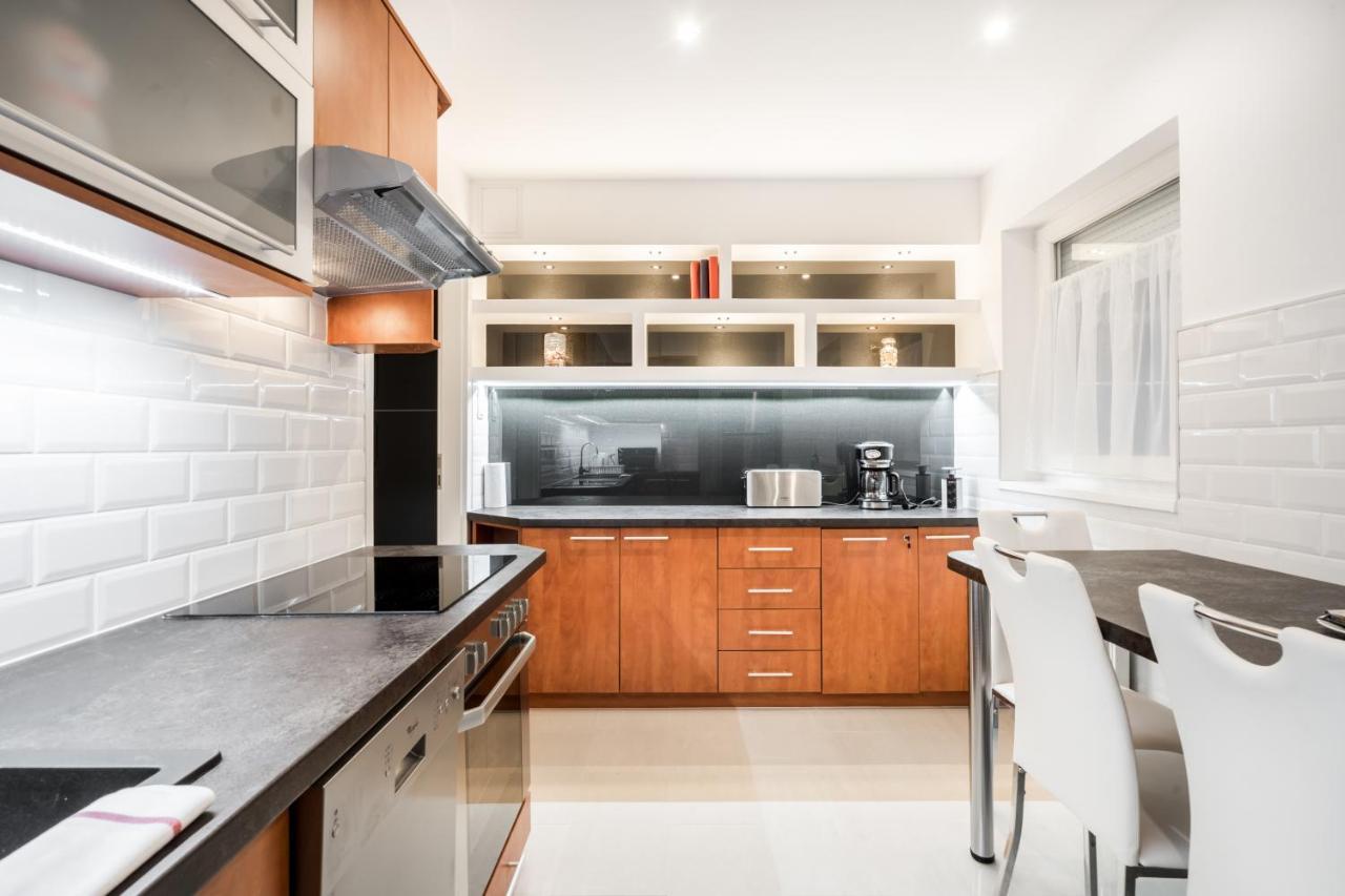 Bpr Garay With Rooftop Terrace & A/c Apartamento Budapeste