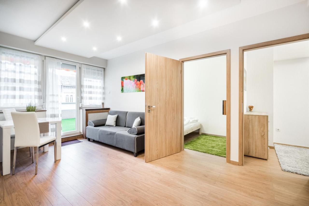Bpr Garay With Rooftop Terrace & A/c Apartamento