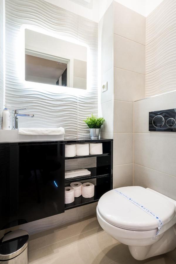 Bpr Garay With Rooftop Terrace & A/c Apartament *
